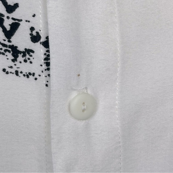 Animale by Jacques Ruc black white tribal mask print button front shirt, medium. - Picture 7 of 10